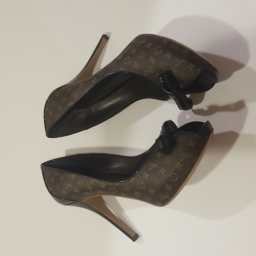 Louis Vuitton  Monogram  peep toe heels 39 - Picture 12 of 13